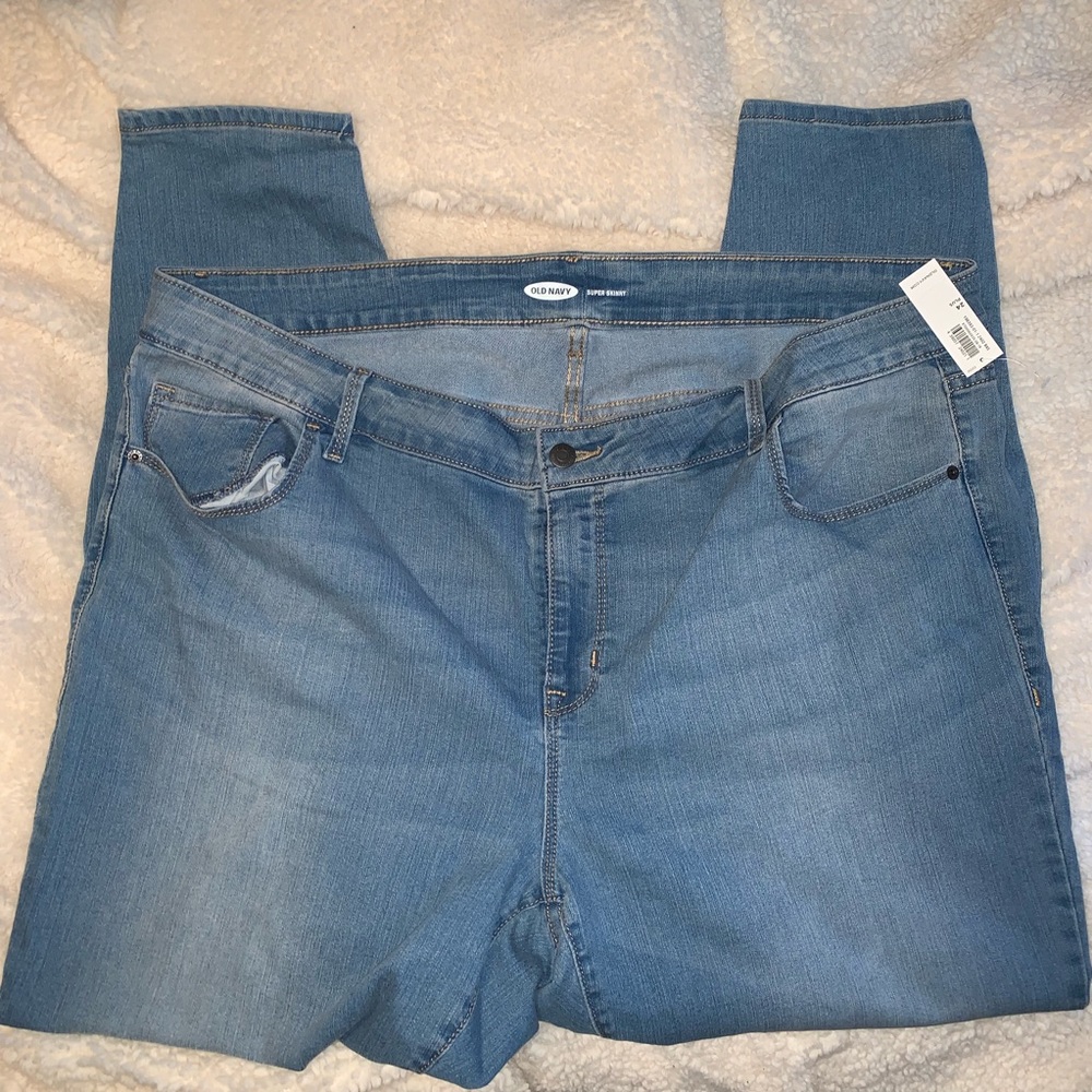 NWT Old Navy plus size 24 skinny jeans